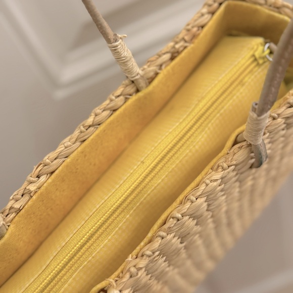 Straw Handbag Fruit Tote - Picture 7 of 12